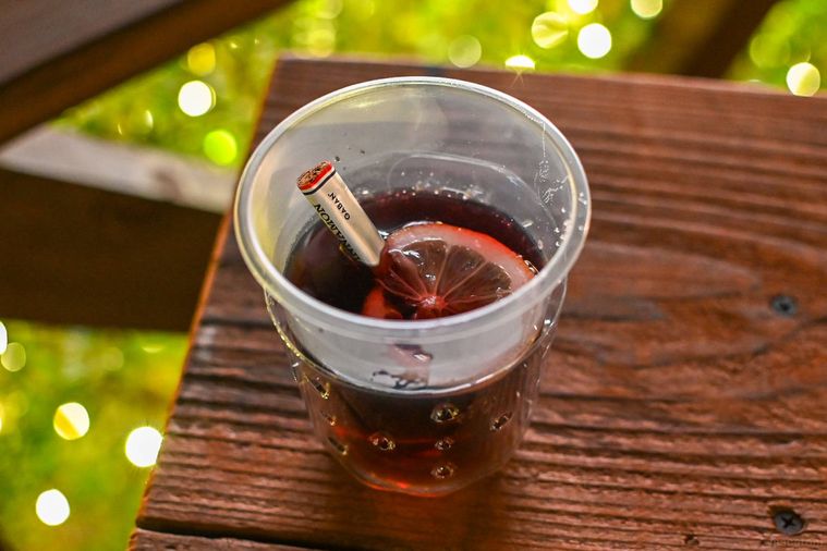 赤ワインのアップ