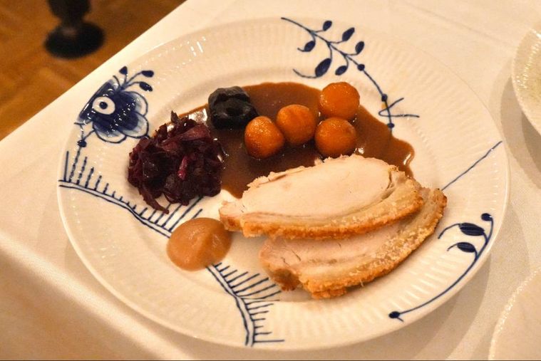 デンマークのクリスマス料理でヒュッゲを味わう。家庭でも取り入れたいポイントは