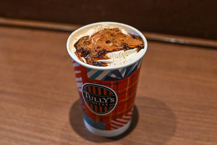 ドリンクを斜めから