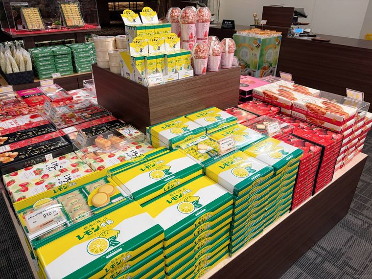 売店コーナーのおみやげ