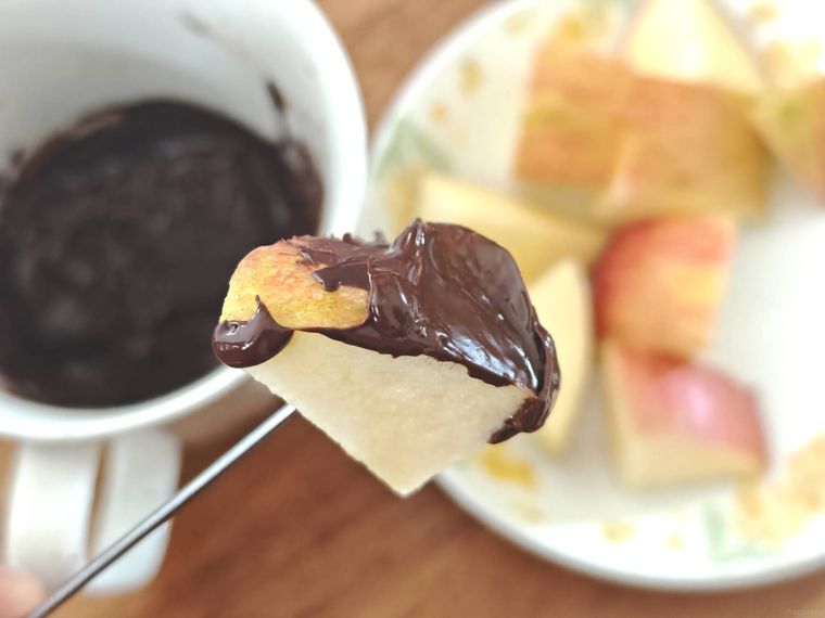 チョコフォンデュをしている様子