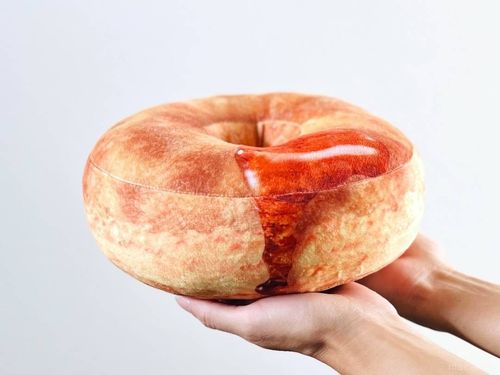 2026年ケンタ福袋の限定アイテムビスケット型お昼寝枕をひと足先にレビュー気になる使い心地は