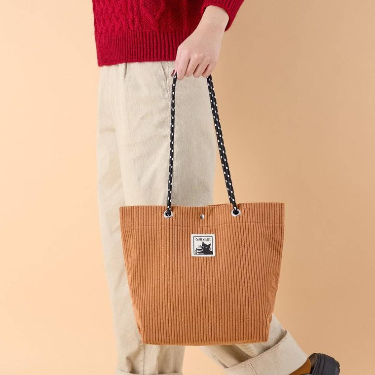 1. 黒ねこコーデュロイバッグ2