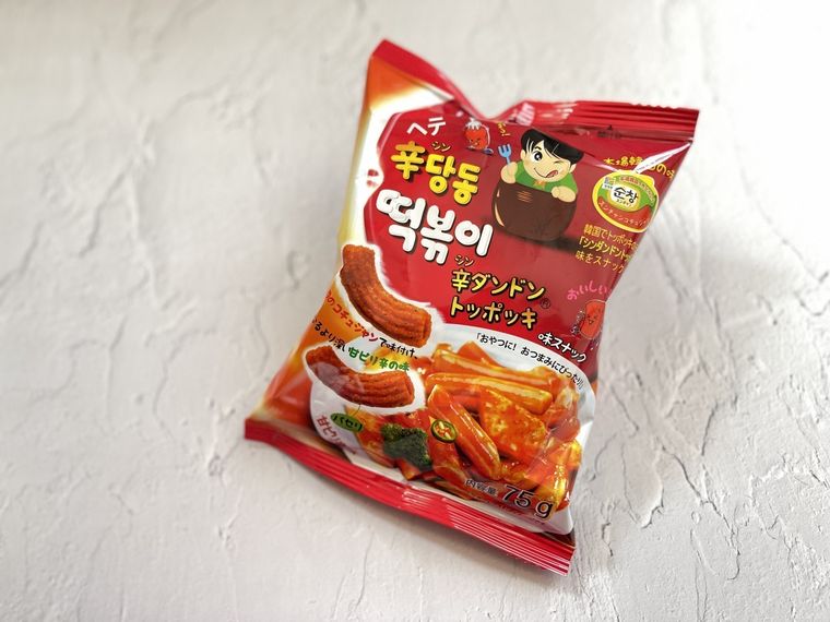 辛ダンドントッポッキ味スナックのパッケージ