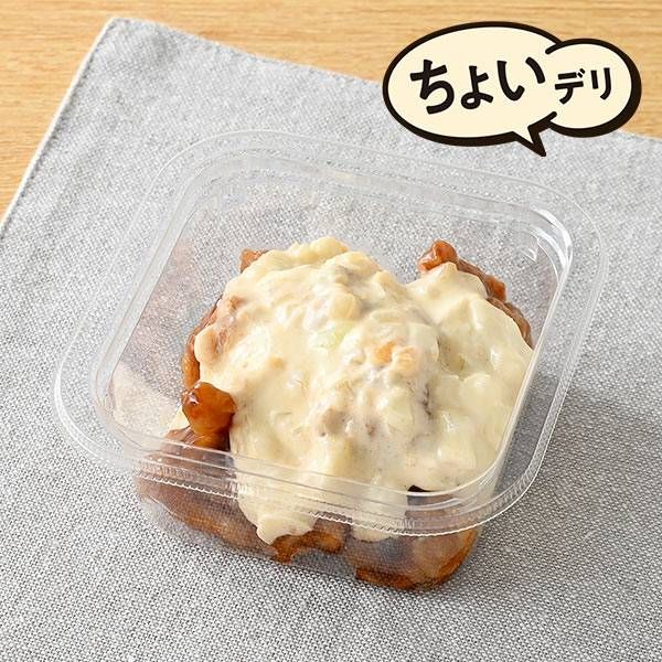 カップに入ったファミリーマートのおつまみ岩下の新生姜入タルタルソース冷たいチキン南蛮
