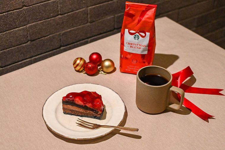 ケーキとコーヒー