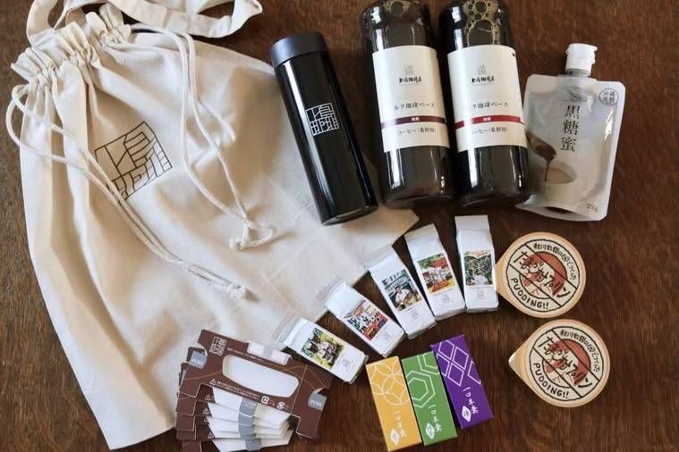 UCCコーヒー福袋2026の中身を並べた様子