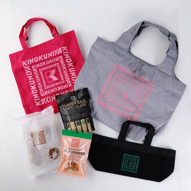 5. オンラインストア限定ニューイヤーハッピーBOXピンク