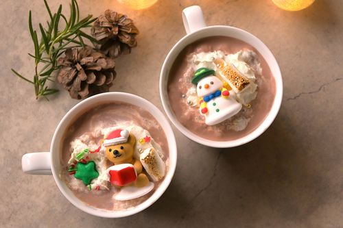 ココアに浮かべる「フローズン・ホイップクリーム・トッパー」の作り方 