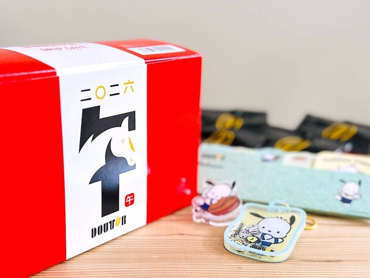 ドトールコーヒーショップ福袋2026のドリップカフェセットとオリジナルグッズ3点