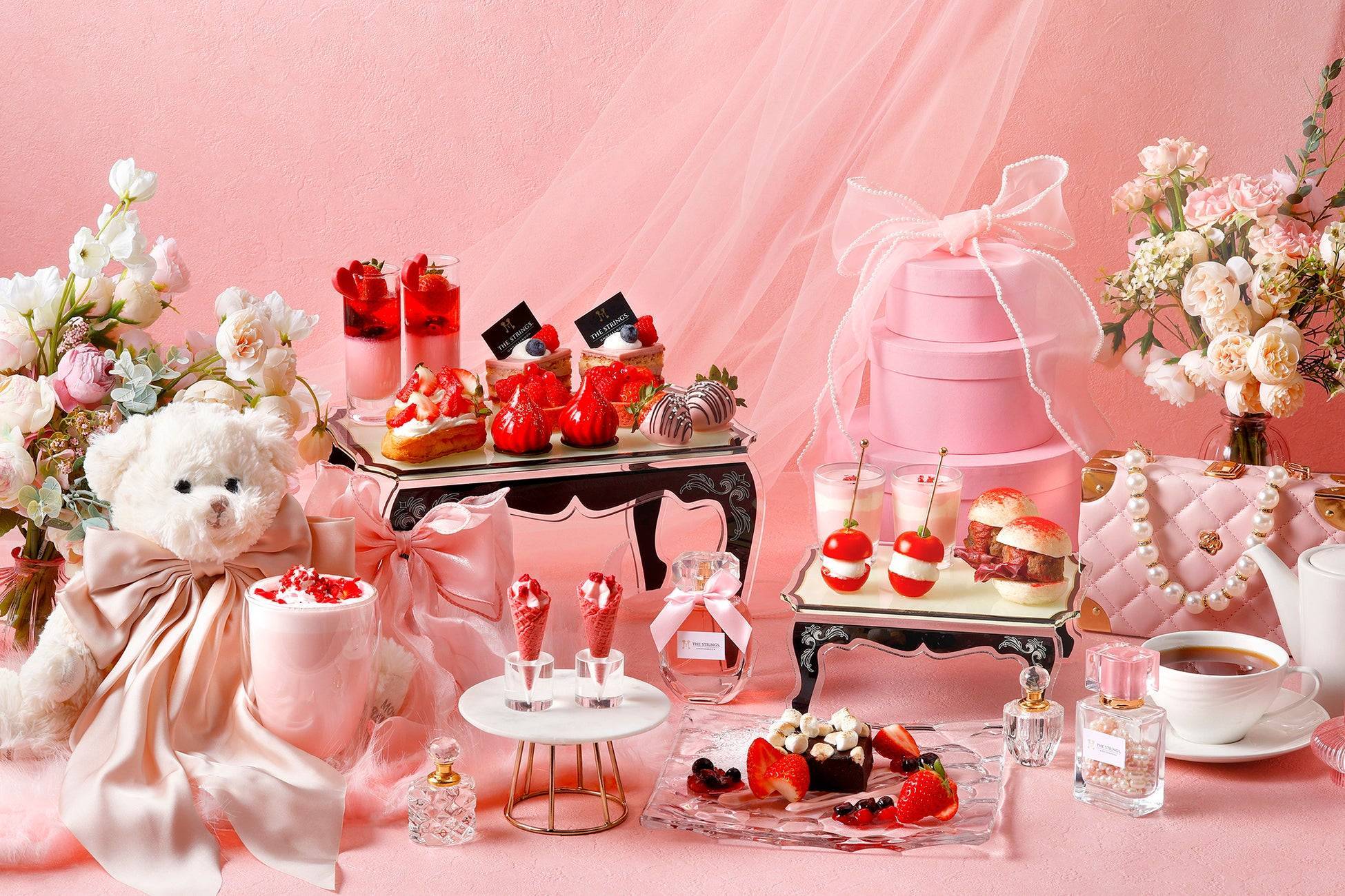 Stark26さま専用　おまとめ　プリティピンク特大　モンステラミドルカット ザ ストリングス表参道からいちご尽くしのアフタヌーンティーが登場