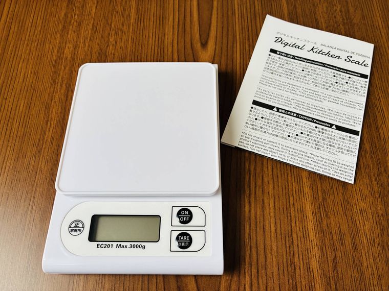 ダイソーのキッチンスケールと取り扱い説明書