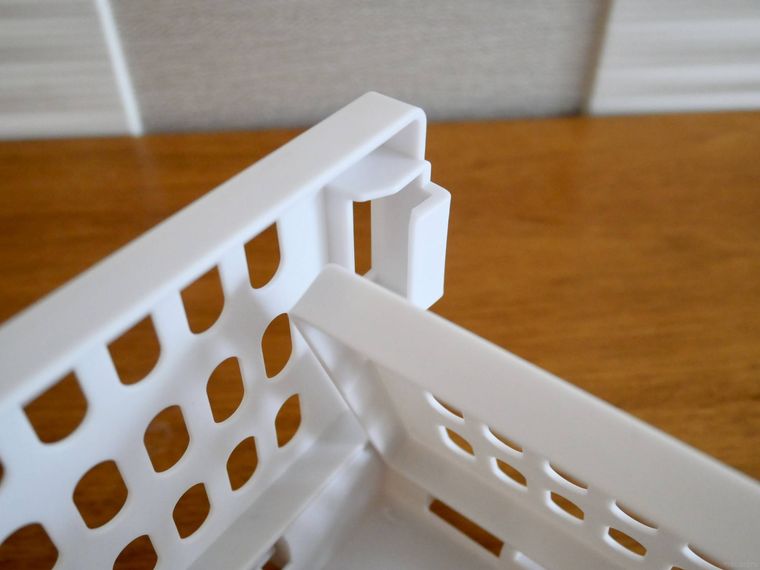 クローゼット収納ジョイント部分のアップ