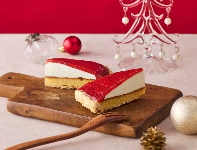 4. ストロベリーチーズムースパイ