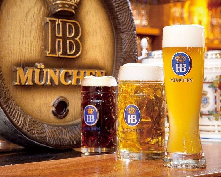 1. フルーツホットワインとクラフトビール2