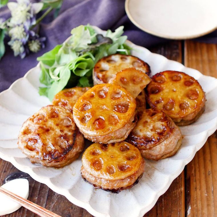 れんこんのはさみ焼きに合う献立は相性の良い副菜・主菜・汁物を解説