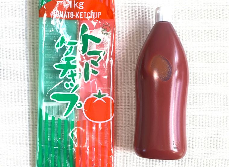 業務スーパートマトケチャップ 1kgとパッケージ