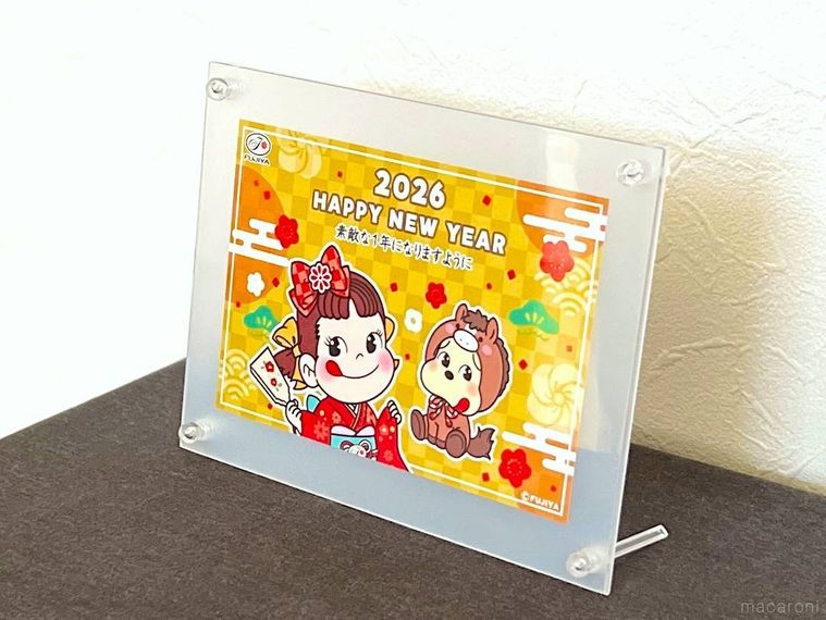 ペコちゃんメッセージカードを写真立てに入れて飾った様子