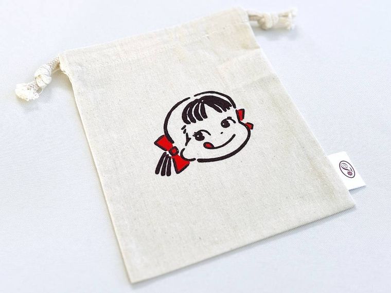 不二家のペコちゃんコットン巾着