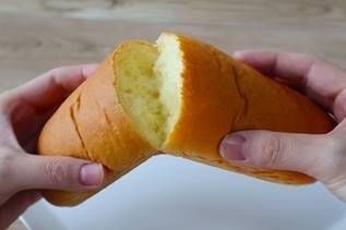 1. 学校給食 ドイツロール