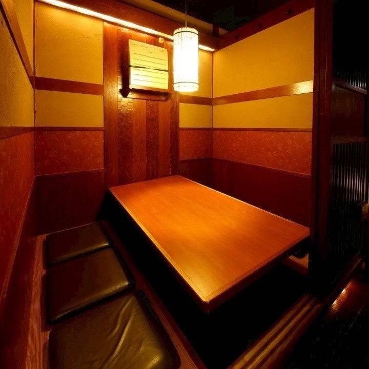 くつろげる店内と座席紹介2