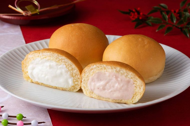 1. 紅白くりーむパン