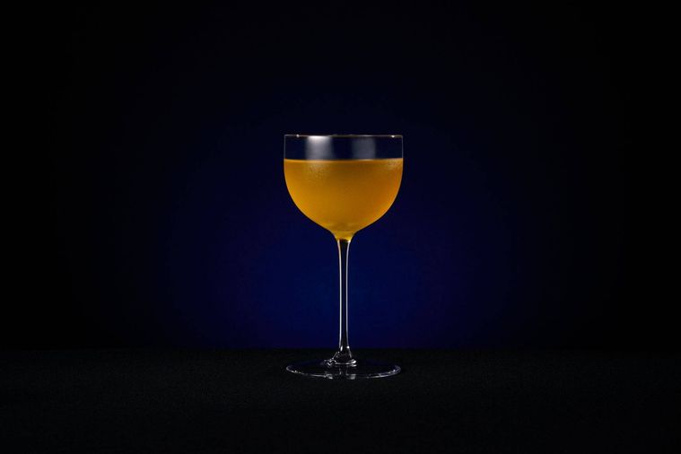 限定カクテルDROP OF BLUE