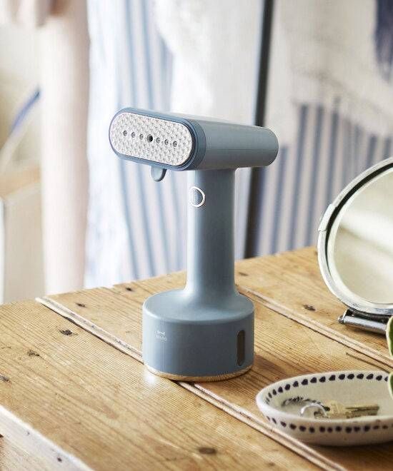 4. スタイリングハンディスチーマー