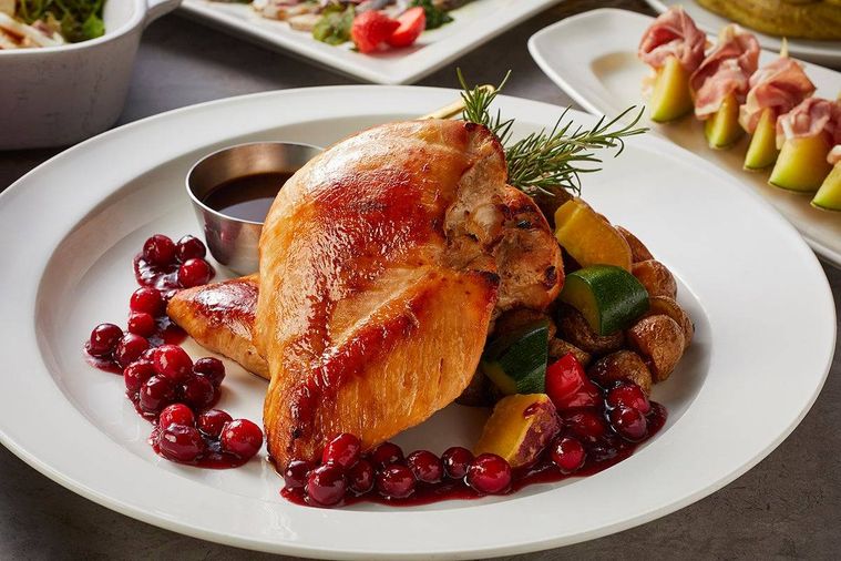 3. クリスマス限定ビュッフェも開催