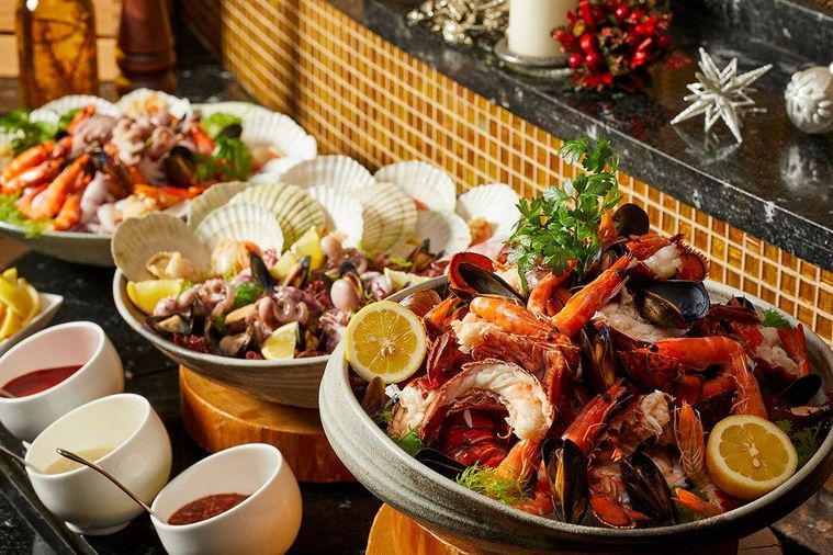 3. クリスマス限定ビュッフェも開催3