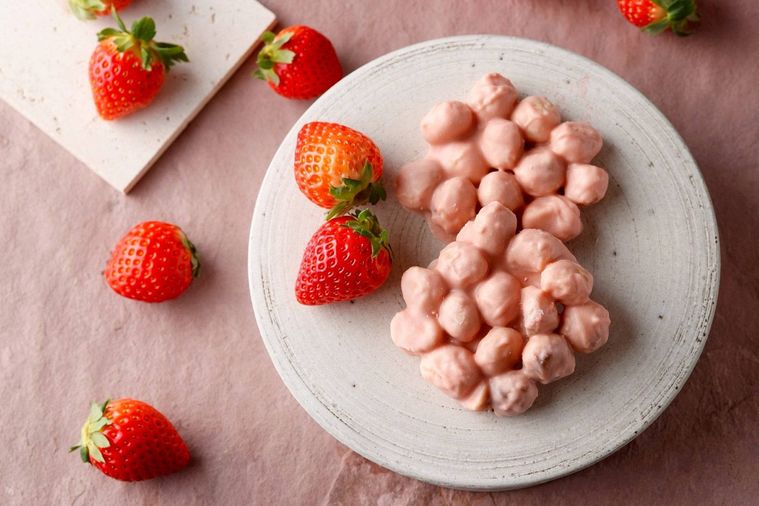 4. マカダミアナッツチョコレート あまおう