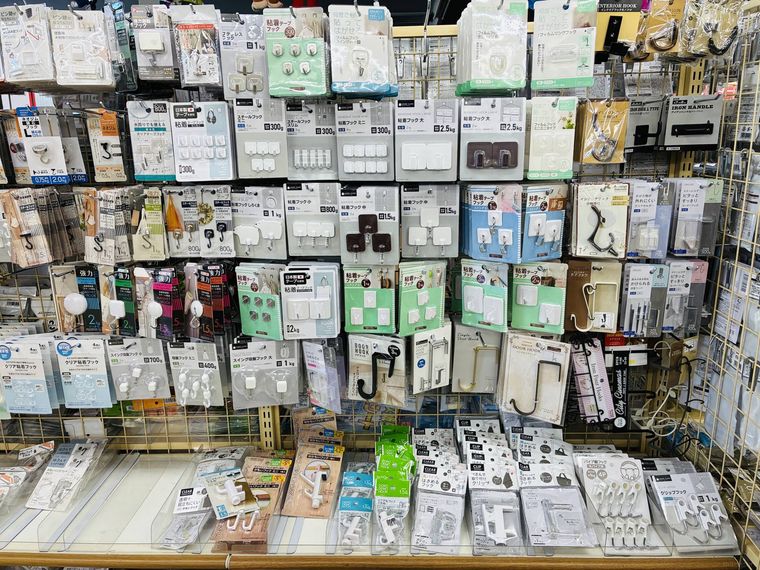 セリアのドアフック売り場