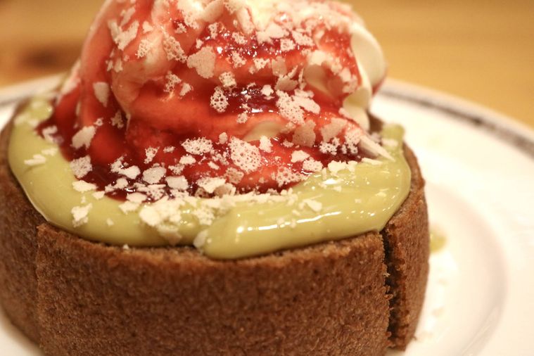 クロネージュ ピスタチオ・ルージュ