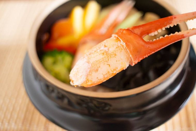 荻野屋峠の釜めしプレミアム冬彩の紅ズワイ蟹の爪