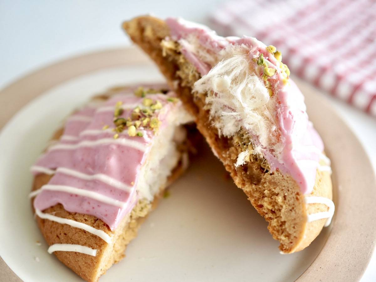 ドバイチョコの次はこれ「エンジェルヘアーチョコ」が特大クッキーに