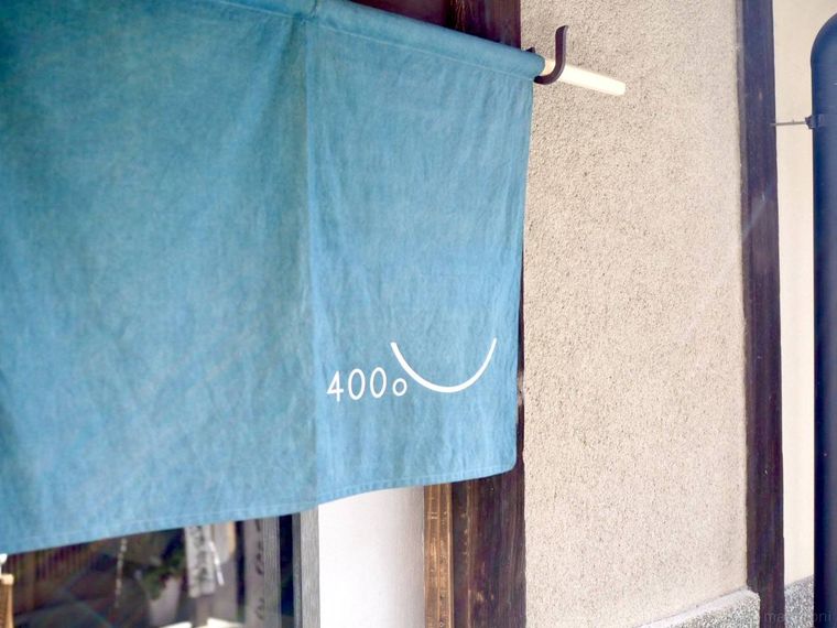 400 PIZZA KYOTOの暖簾
