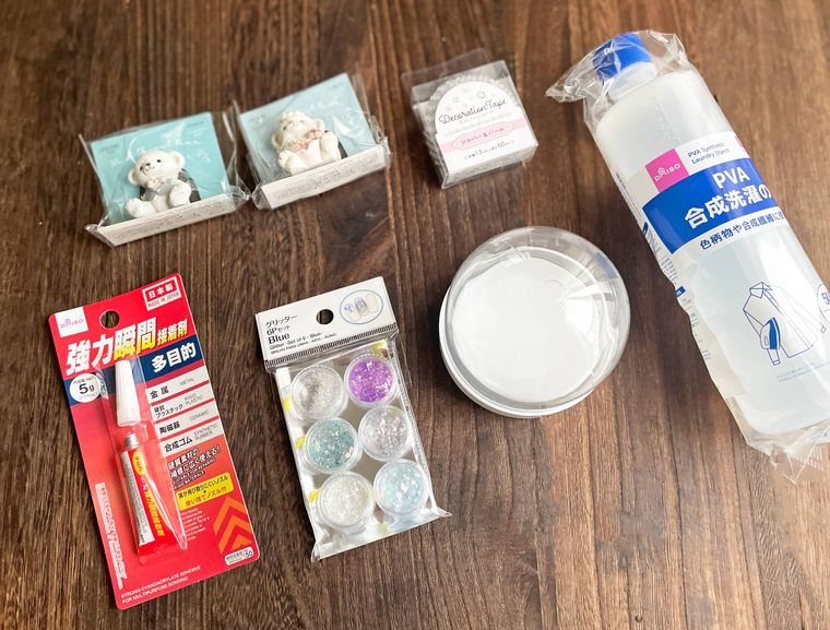 スノードーム作りに必要な材料