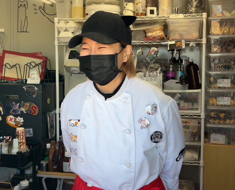 インタビューを受ける木下さん  photo by macaroni