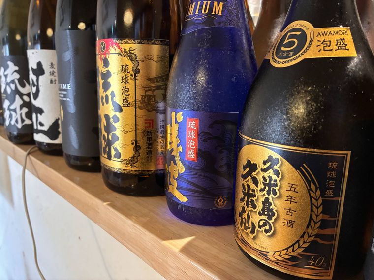 泡盛がならなんでいる