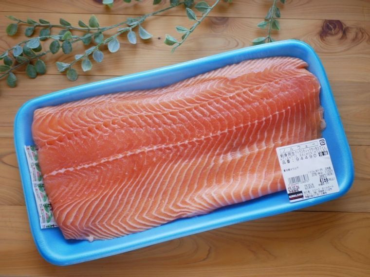 パッケージに入ったコストコのサーモン