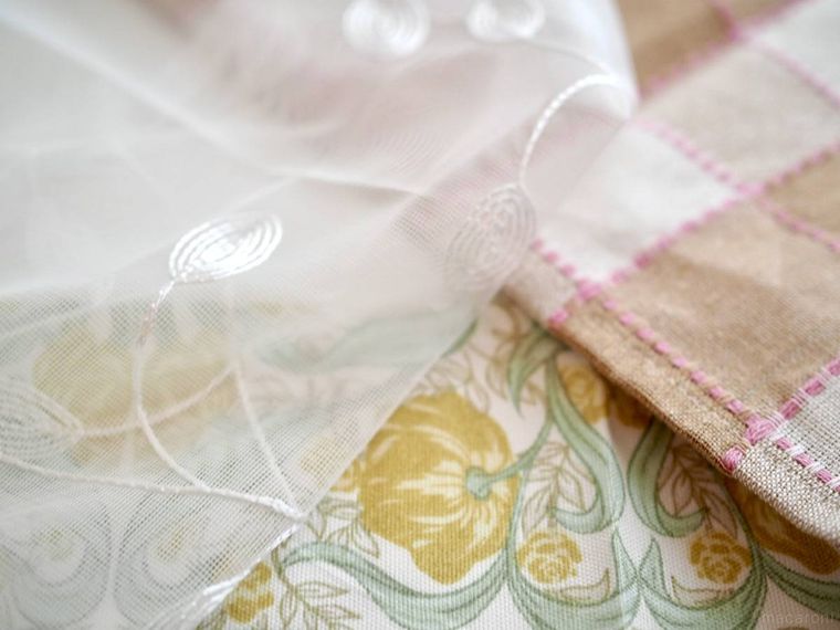 セリアのカフェカーテン