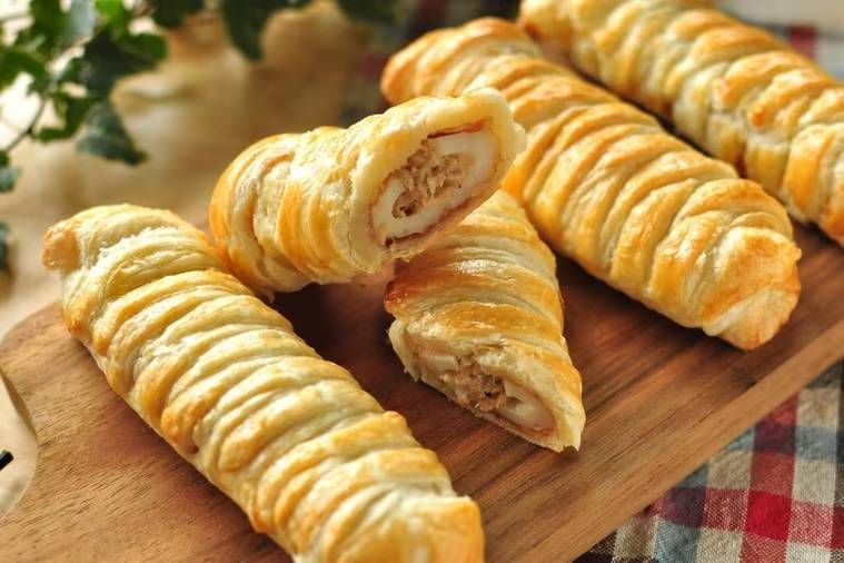 木のトレーに盛られたちくわパイ