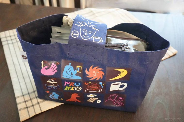 ネイビー色のランチトートバッグの福袋