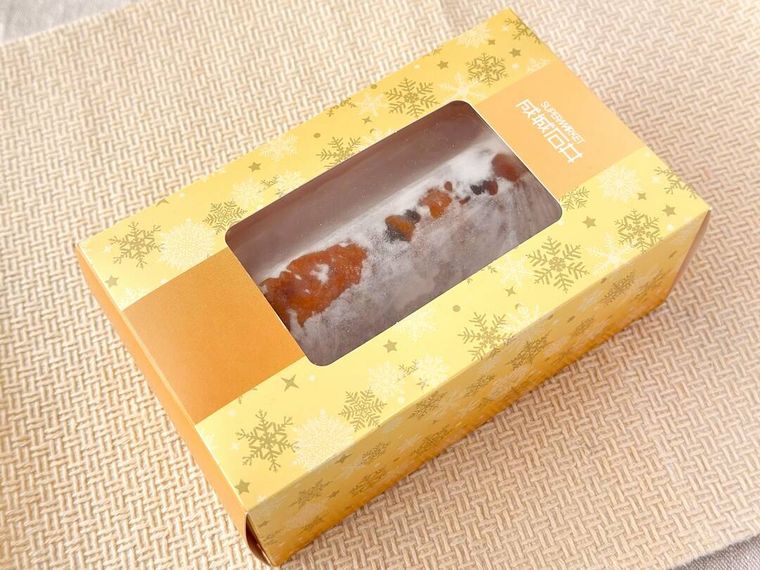 成城石井自家製 4種ベリーのマカダミアシュトーレンのパッケージ