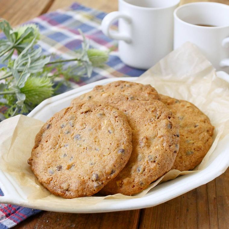 お皿に盛られたカントリークッキー