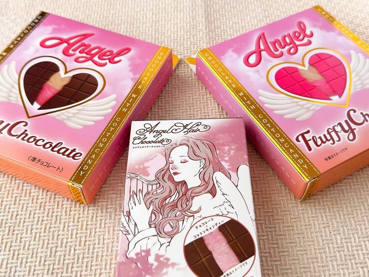 Cotton Candy Coated Chocolateやエンジェルフラッフィーチョコレートのパッケージ