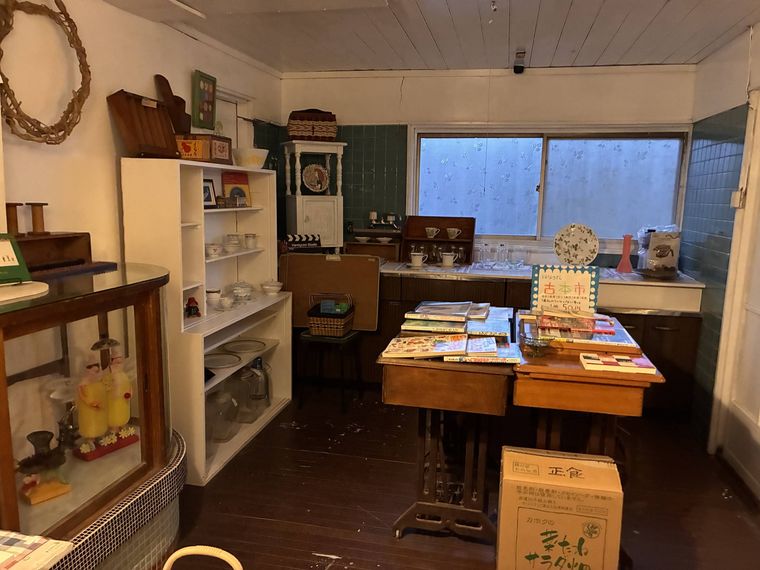 併設するショップ