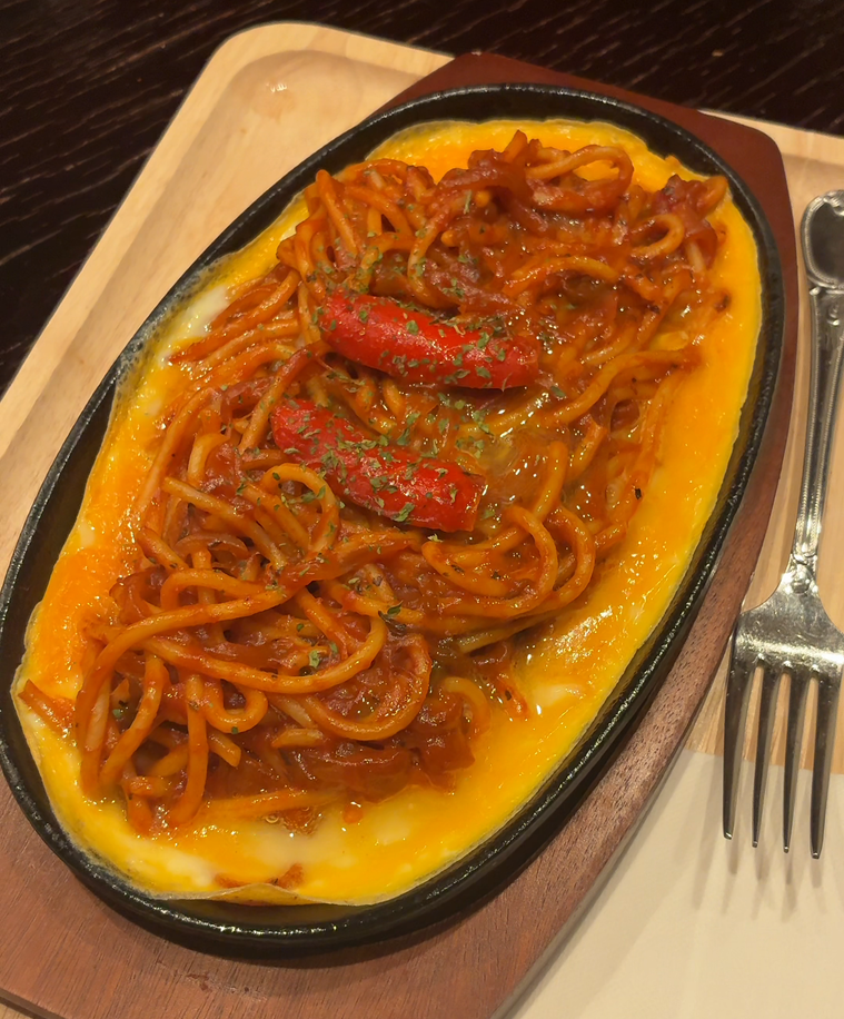 鉄板ナポリタン