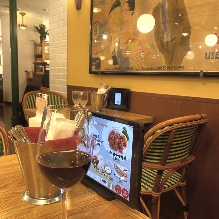 つばめグリル ルミネ池袋店の内観