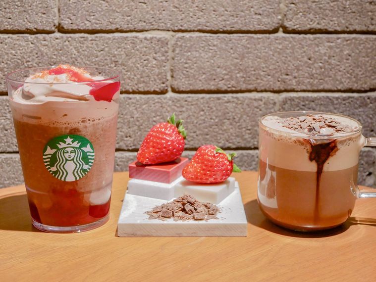 スターバックスの新作カカオストロベリー ムース フラペチーノとカカオ ムース ラテ